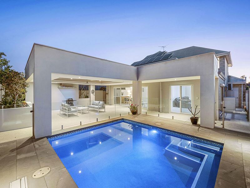 12 Wirraway Loop, Maylands