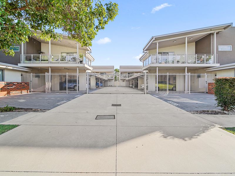12/136 Leake Street, Belmont