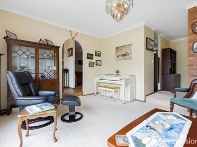 250 Vahland Avenue, Willetton WA 6155