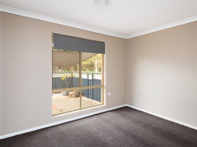 4/153 Addis Street, West Lamington WA 6430