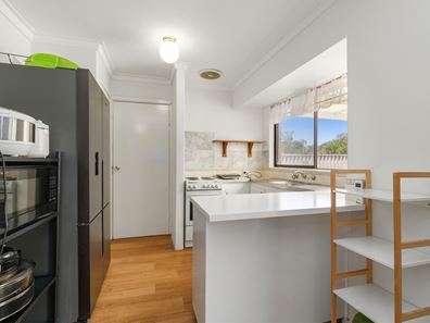 19 Macalister Gardens, Mirrabooka WA 6061
