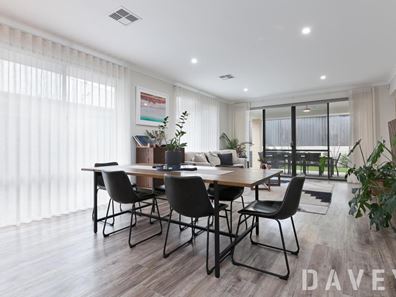 20 Edwin Street, Kingsley WA 6026