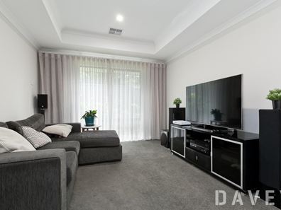 20 Edwin Street, Kingsley WA 6026