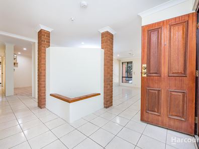 3 Earl Court, Merriwa WA 6030
