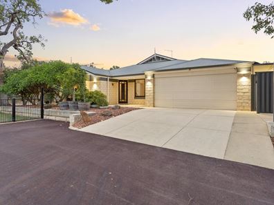 1 Ballagar Road, Byford WA 6122