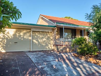 42 Redwood Crescent, Melville WA 6156