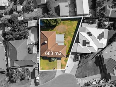 15 Fountain Court, Safety Bay WA 6169