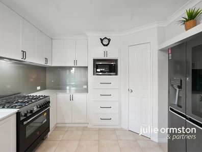 14 Narran Close, Edgewater WA 6027