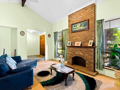 30 Glenbrook Drive, Ballajura WA 6066