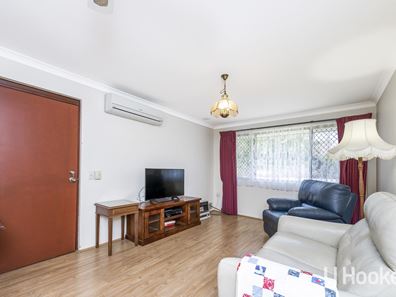 30/24 Southdown Place, Thornlie WA 6108