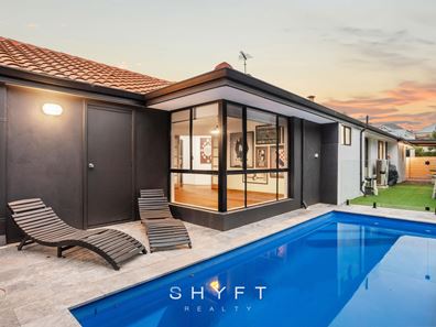 8 Crab  Cove, Mindarie WA 6030
