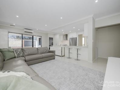 1/48 Kembla Circle, Madeley WA 6065