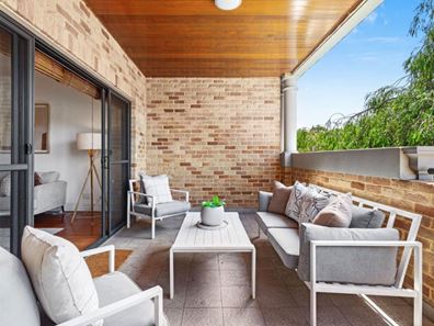 19/8 Bay Road, Claremont WA 6010