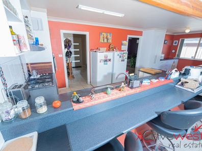 38 Eastern Road, Geraldton WA 6530