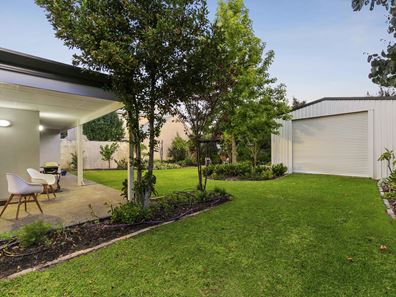 4 Crewe Street, Bicton WA 6157