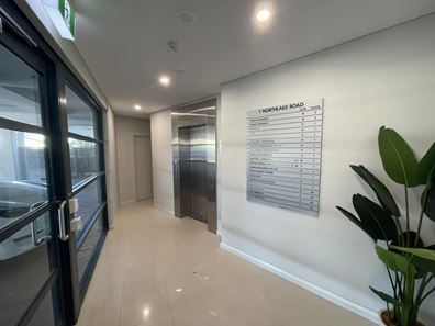 13/1 North Lake Road, Alfred Cove WA 6154