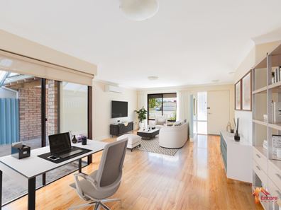 4A Gladstone Road, Leeming WA 6149