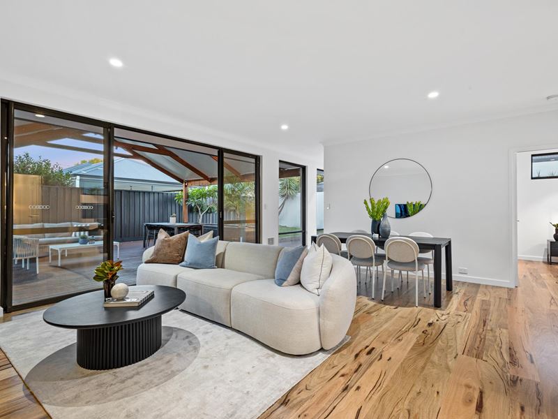 82A The Strand, Bedford WA 6052