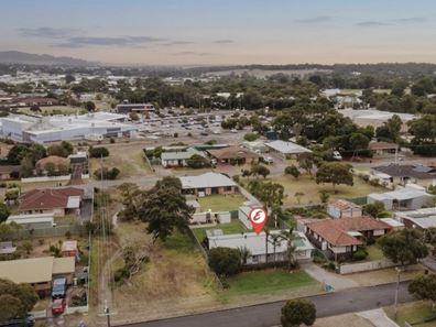 22 Flemington Street, Orana WA 6330