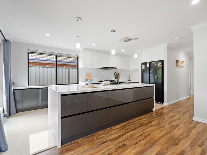 7 Gregg Place, Canning Vale WA 6155