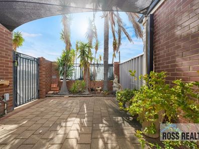 5B Smith Street, Morley WA 6062