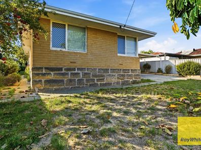 38 Roxwell Way, Girrawheen WA 6064