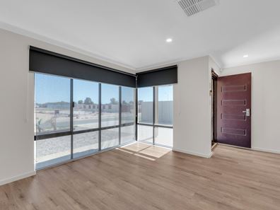 66 Mandalay Bend, Secret Harbour WA 6173