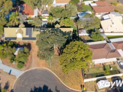 2 Lorikeet Court, Greenfields WA 6210