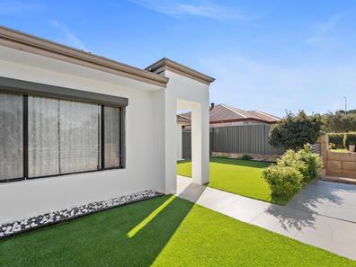 8 Pyrenees Parkway, Baldivis WA 6171