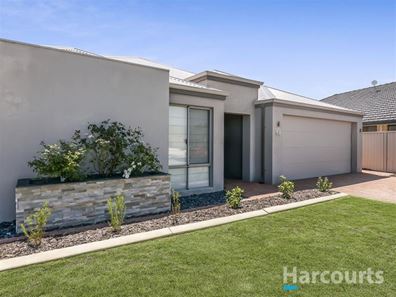 22 Liriope Parkway, Sinagra WA 6065