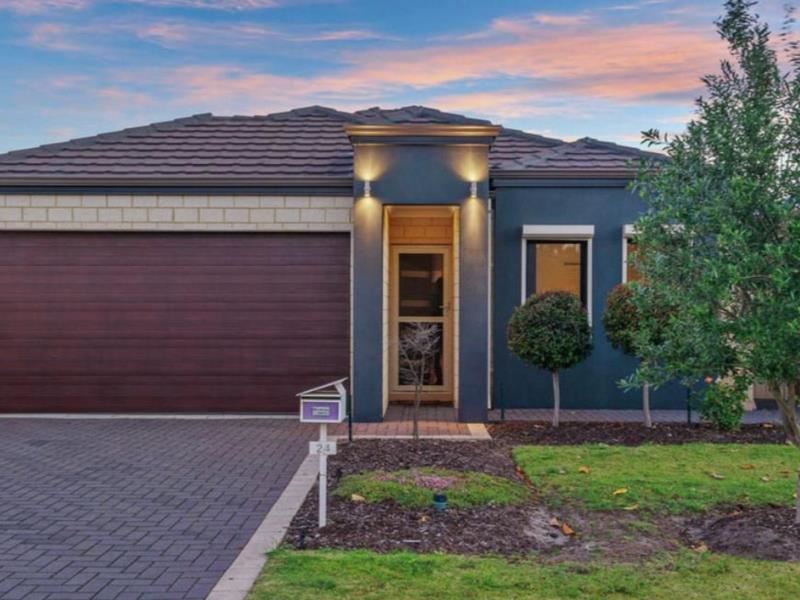 24 Haslemere Way, Morley WA 6062
