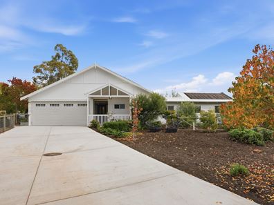 1 Sanctuary Court, Roleystone WA 6111