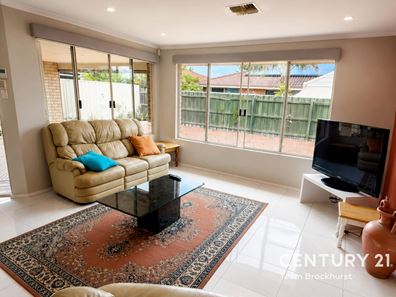 26 Montezuma Loop, Canning Vale WA 6155