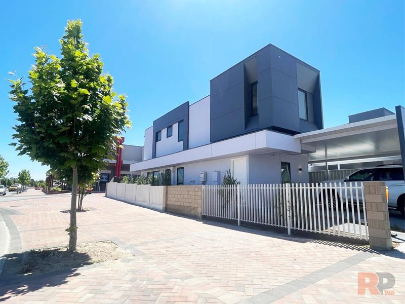 1A/114 Waldeck Road, Caversham