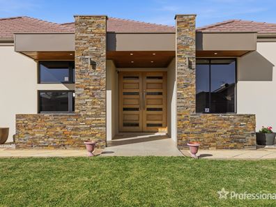 13 Mosedale Loop, Waikiki WA 6169