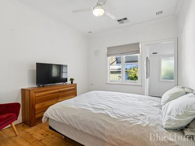19 Lister Street, Swan View WA 6056