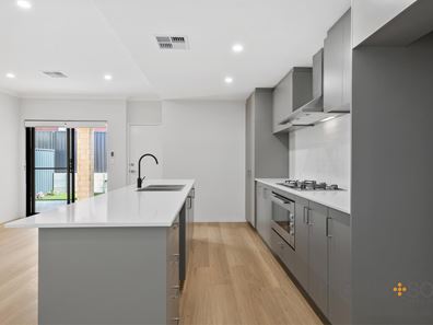 14A Winnacott Street, Willagee WA 6156