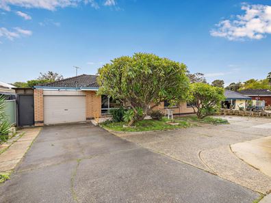 23 Sulphur Road, Orelia WA 6167