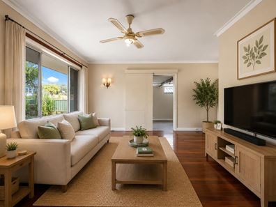 23 Sulphur Road, Orelia WA 6167