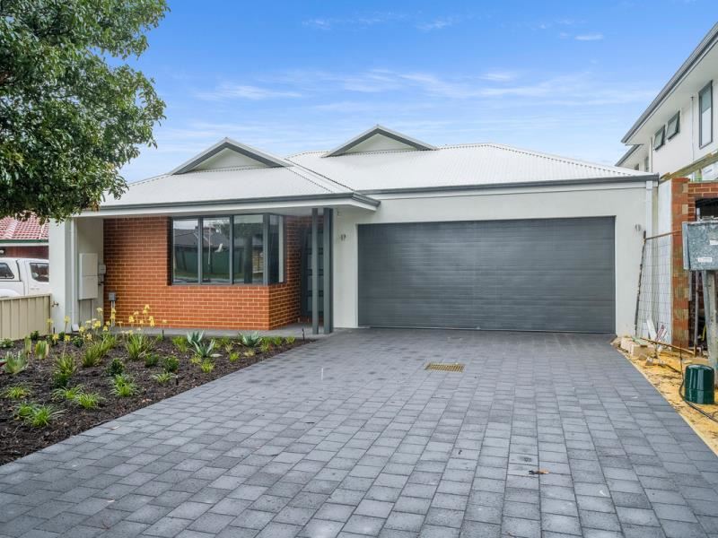 25 Solandra Way, Forrestfield