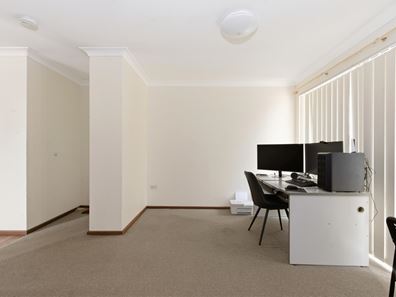 1/132 Campbell Street, West Lamington WA 6430