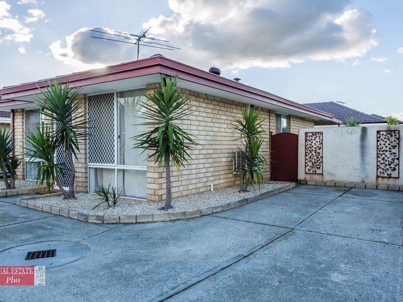 1/11 Mathoura Street, Midland WA 6056