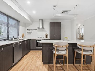 3 Cortona Grove, Sinagra WA 6065
