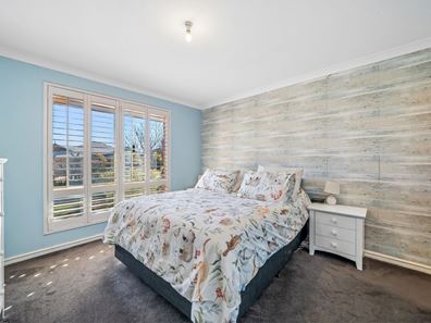 58 Carnegie Parade , Success WA 6164