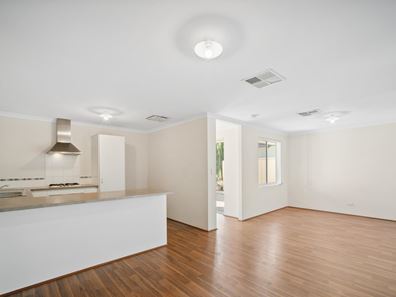 24A Trangie Way, Kelmscott WA 6111