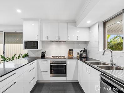 75 Bougainvillea Avenue, Forrestfield WA 6058