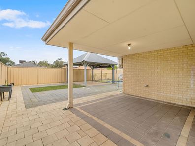 9 Mooreland Road, Baldivis WA 6171