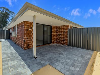 80B Dragonfly Boulevard, Lakelands WA 6180