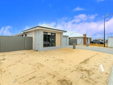 15A Pistachio Grove, South Yunderup WA 6208