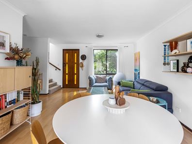 7/3 Robin Street, Menora WA 6050